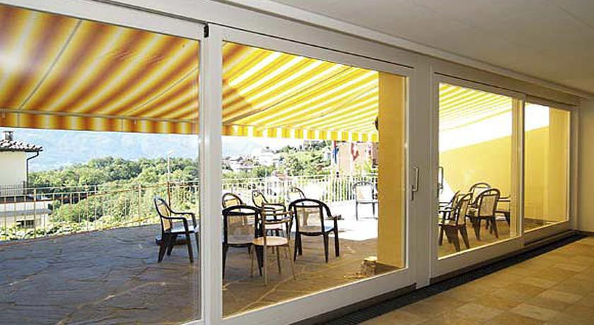 Hotel San Bernardo Tenero-Contra Kültér fotó